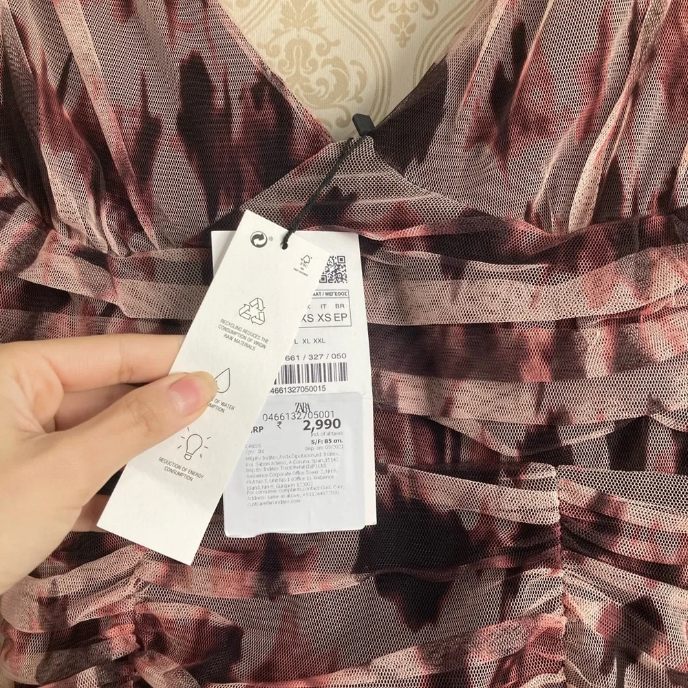 ZARA Tulle Dress - Picture 3 of 8